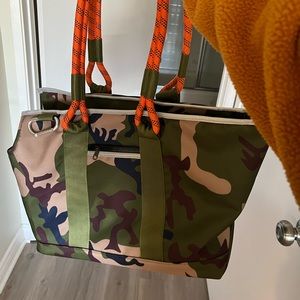 Brand new roverlund commuter dog tote